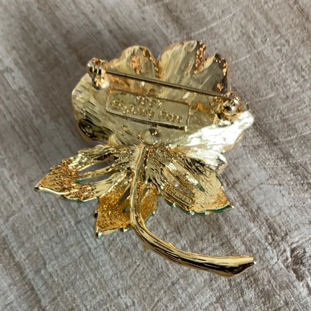 Princess Diana English Rose Pin/Brooch - Picture 3 of 12